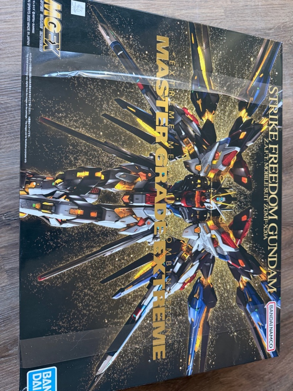 Strike freedom gundam MGEX